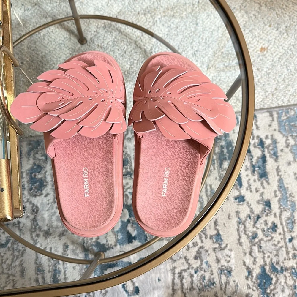 Fam Rio - Picture 4 of 5